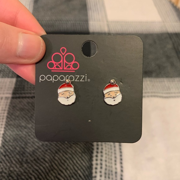 paparazzi Jewelry - Santa Earrings